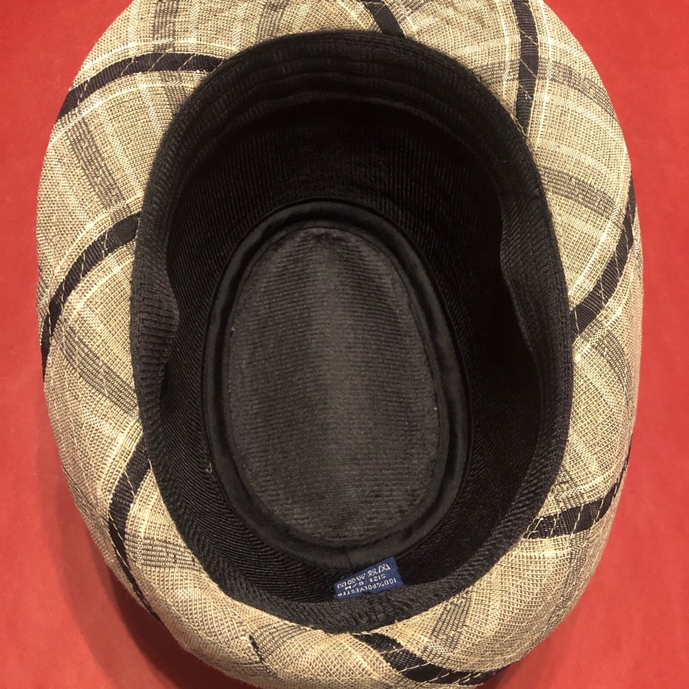 Hat - Picture 4 of 5